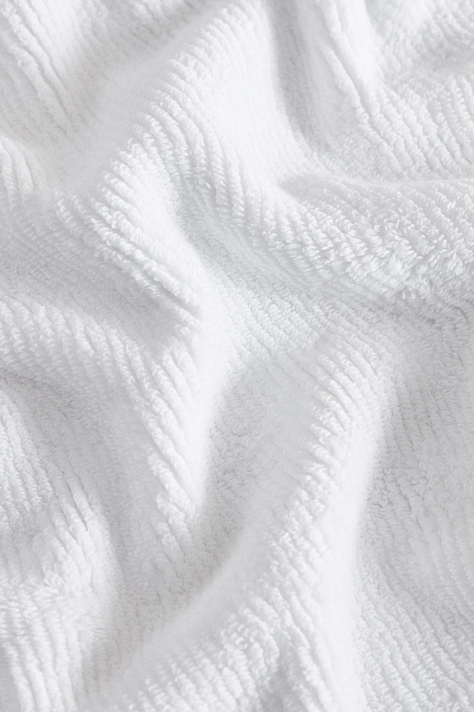 STRIPED TEXTURED BATH TOWEL