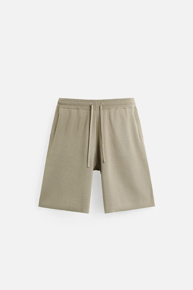 RELAXED FIT KNIT SHORTS
