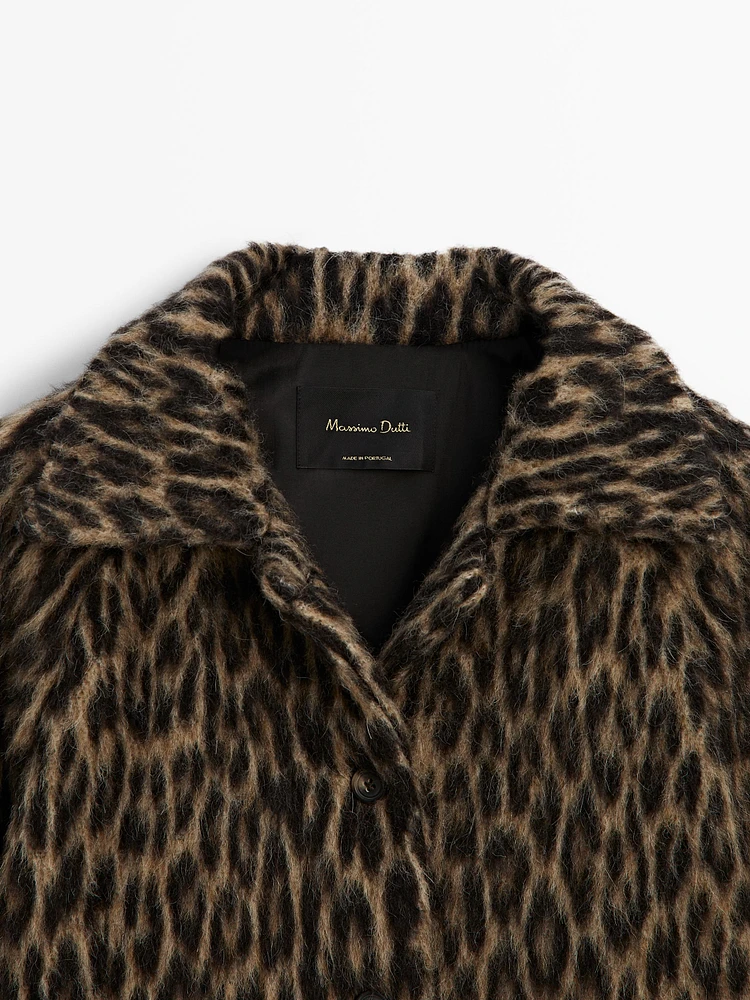 Short animal print collared coat