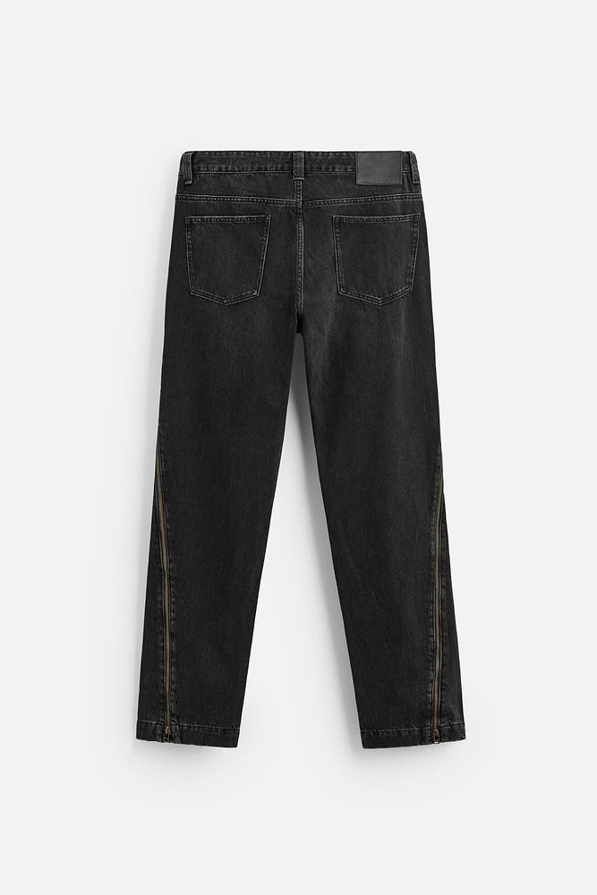 FLARE FIT ZIPPERED JEANS
