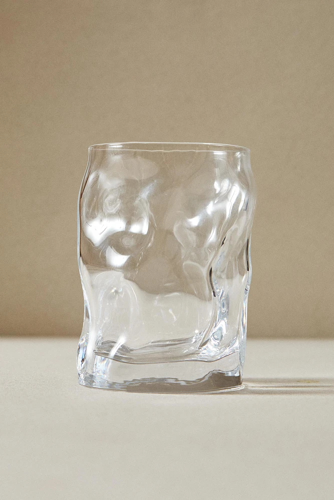 WAVY GLASS TUMBLER