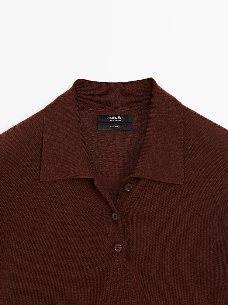 100% wool polo collar sweater with buttons