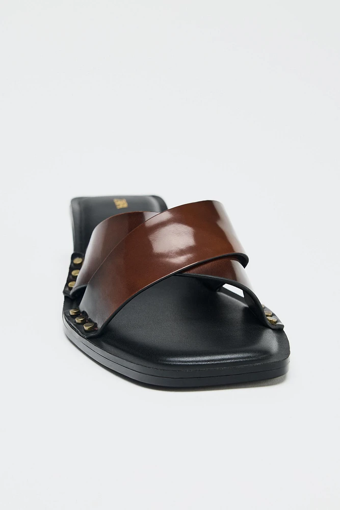 MULES KITTEN EN CUIR