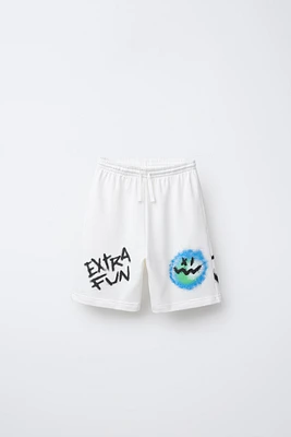 GRAFFITI PRINT BERMUDA SHORTS
