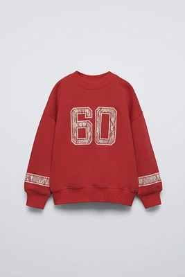 SWEATSHIRT WITH LACE NUMBER