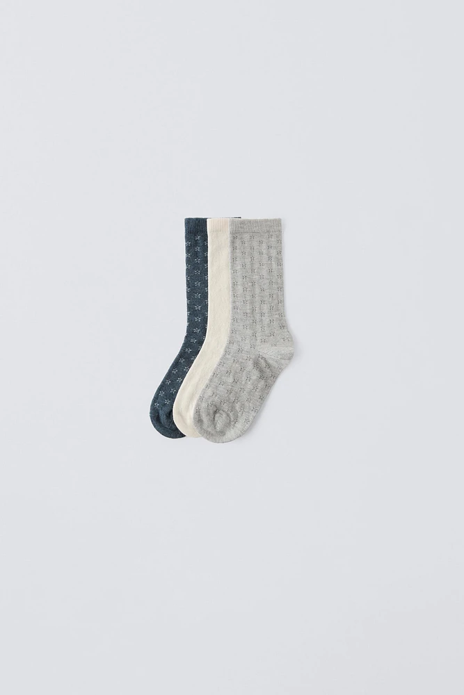 THREE-PACK OF OPENWORK STAR SOCKS