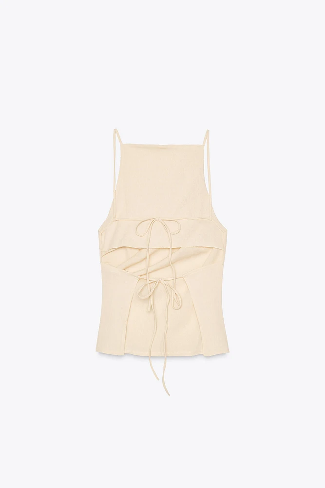 RUCHED ELASTICIZED TOP