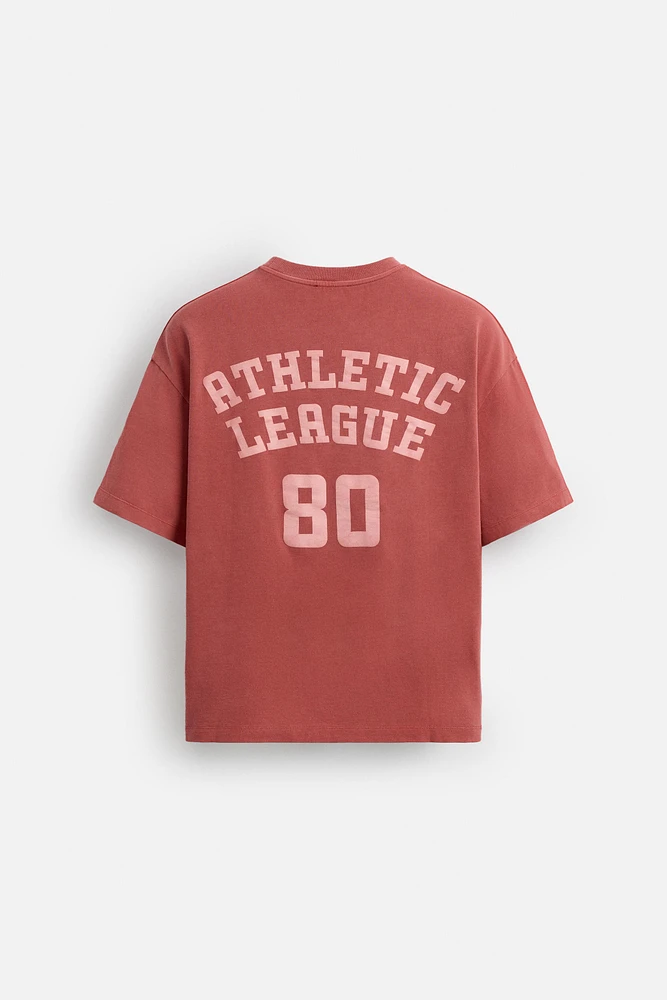 T-SHIRT DÉLAVÉ VARSITY