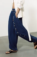 TEXTURED BALLOON PANTS