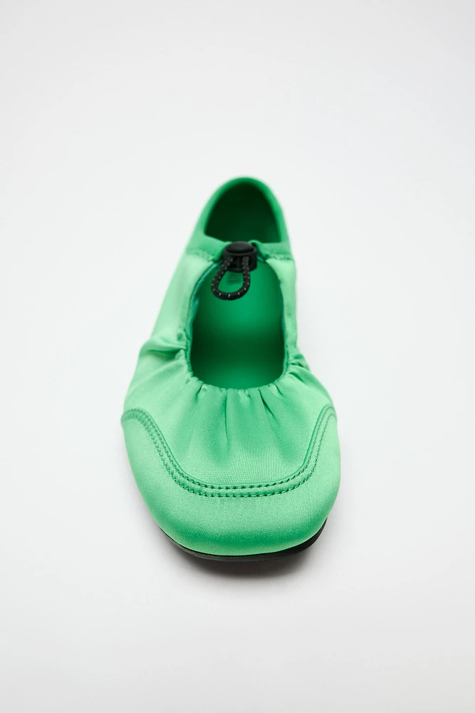 SATIN EFFECT RUCHED BALLET FLATS