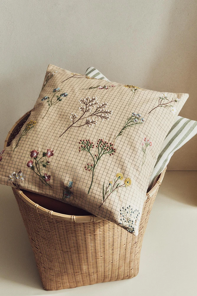 EMBROIDERED FLORAL THROW PILLOW COVER