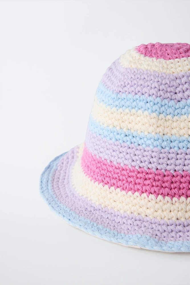 CROCHET KNIT BUCKET HAT