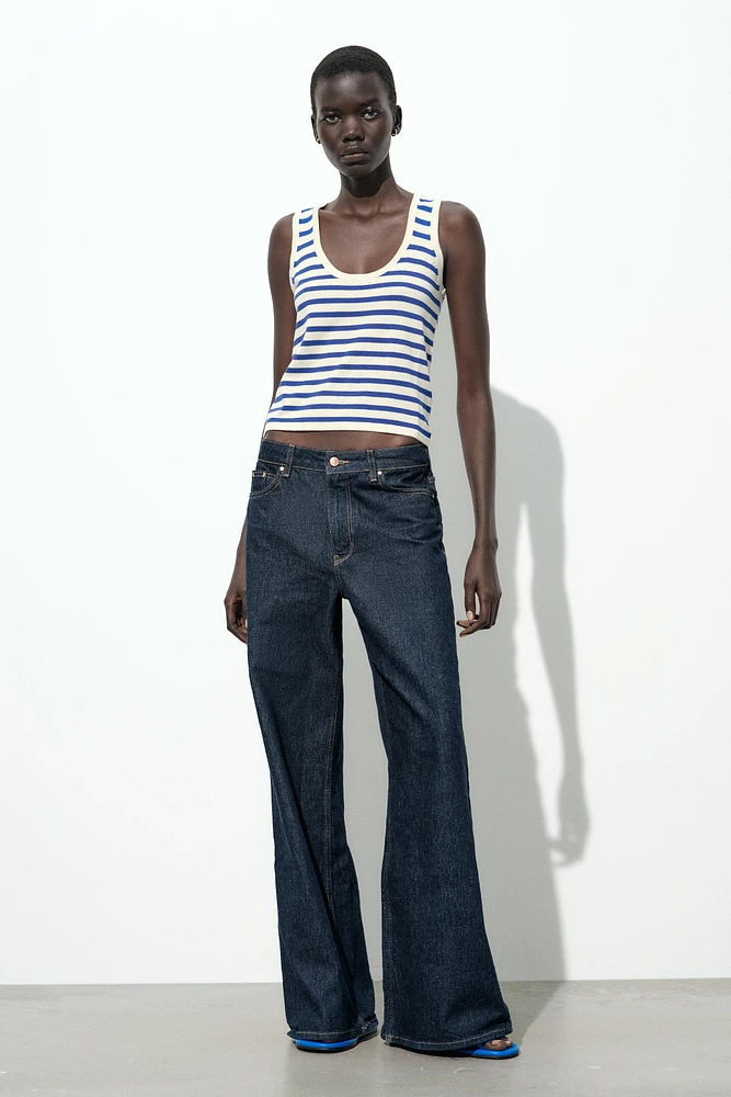 TOP EN MAILLE À RAYURES
