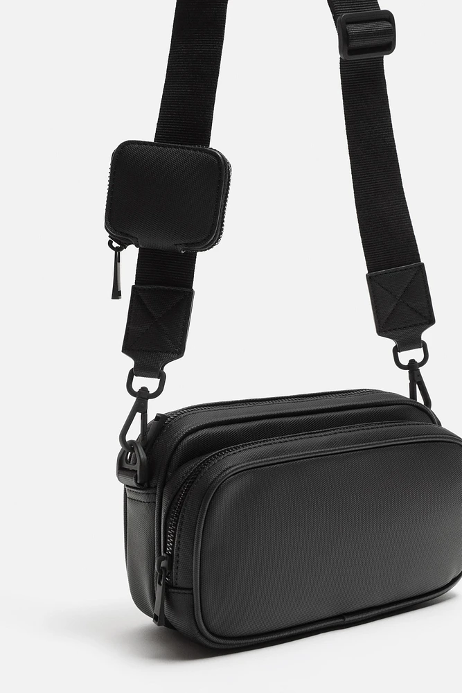 SAC BANDOULIÈRE TEXTURÉ AVEC PORTE-MONNAIE