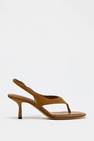 SUEDE STRAPS SANDAL