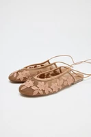 LACED MESH EMBROIDERED BALLET FLATS