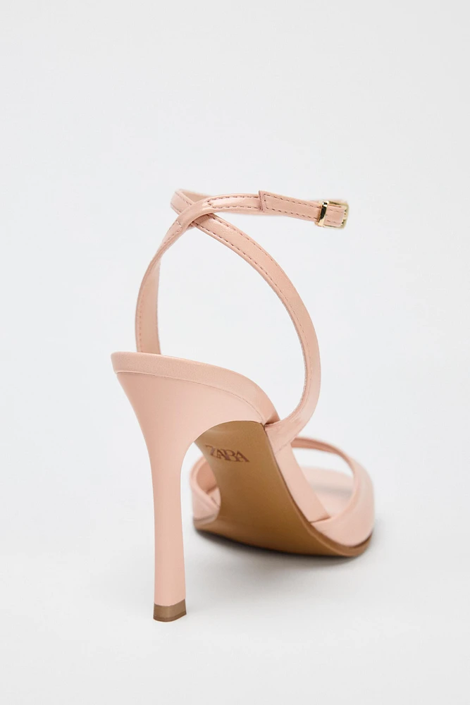 CRACKLED EFFECT HEELED SANDALS