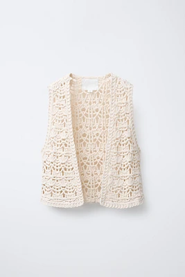 GILET EN MACRAMÉ