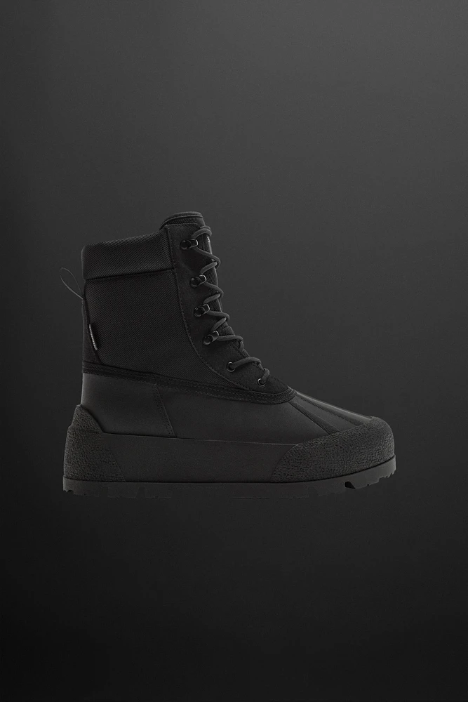 WATERPROOF HIKING BOOTS