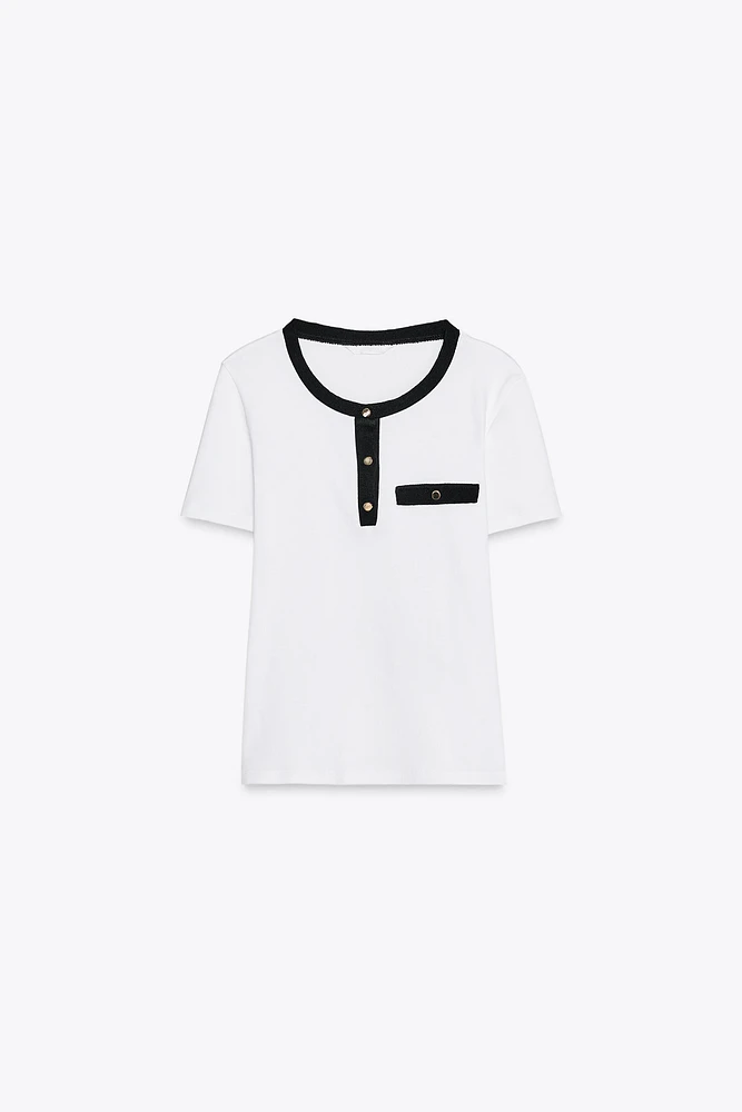 T-SHIRT WITH CONTRASTING PIPING