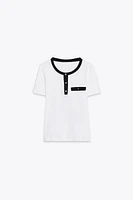 T-SHIRT WITH CONTRASTING PIPING