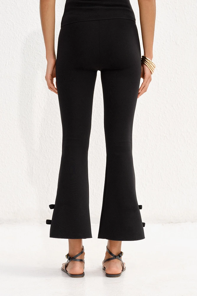 LEGGING STRETCH FLARE AVEC LACETS