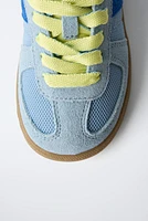 RETRO SNEAKERS