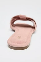 CROSSOVER LEATHER FLAT SANDALS