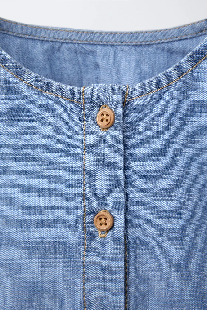 CHEMISE EN JEAN FLUIDE À COL TUNISIEN