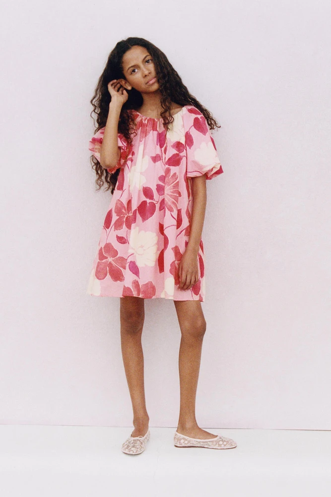 VOLUMINOUS FLORAL DRESS
