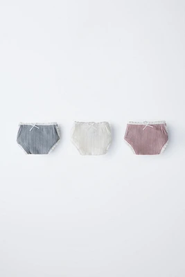 AGES 2-6/ THREE-PACK OF LACE UNDERWEAR