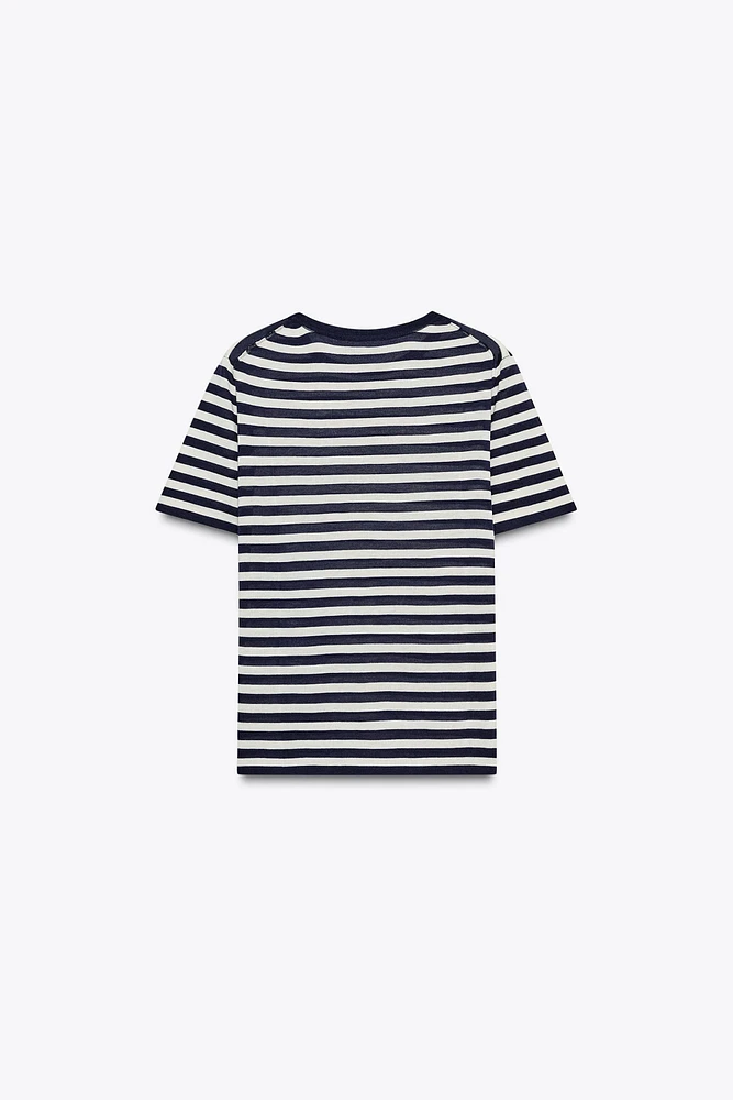 STRIPED SHORT SLEEVE KNIT TOP