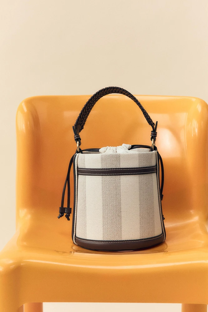 STRIPED CANVAS BUCKET BAG
