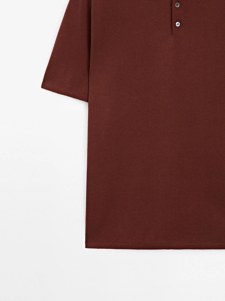 100% cotton textured knit polo shirt