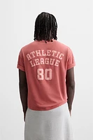 T-SHIRT DÉLAVÉ VARSITY