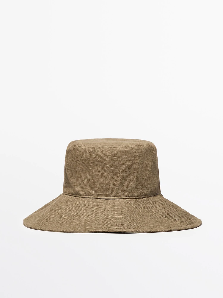 Bucket hat with bow
