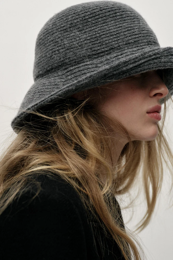 WOOL BUCKET HAT
