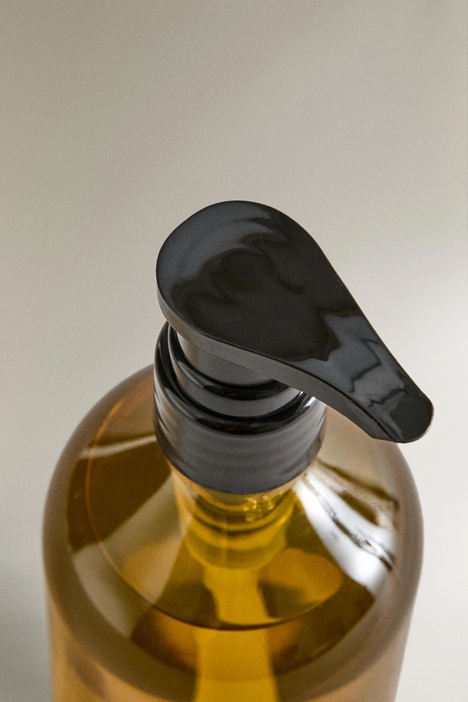 (16.91 oz) WHITE LOTUS LIQUID HAND SOAP