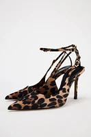 CHAUSSURES À TALONS ET BRIDES ARRIÈRE AVEC IMPRIMÉ ANIMALIER