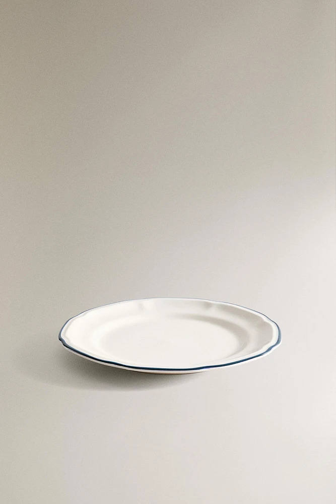 DESSERT PLATE WITH A GREEN RIM