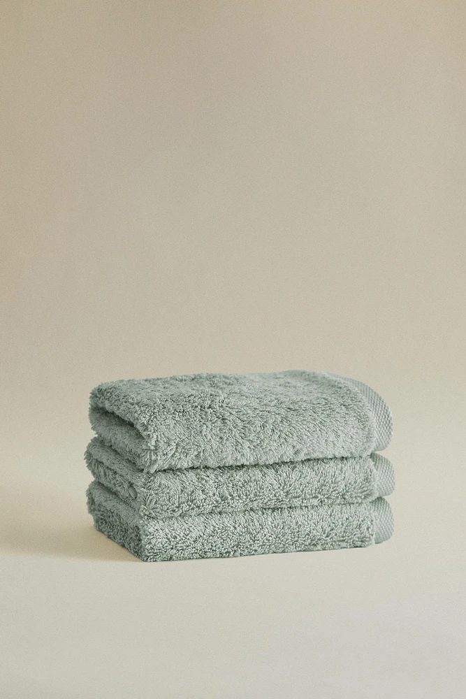PACK OF COTTON HAND TOWELS (PACK 3)