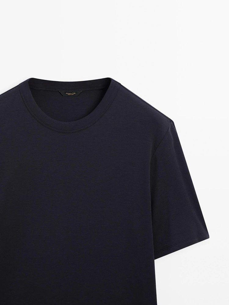 Short sleeve cotton blend T-shirt