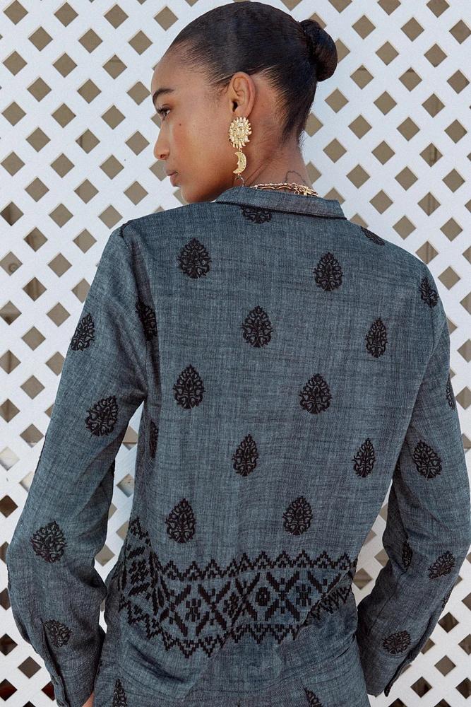 POMPOM EMBROIDERED TOP