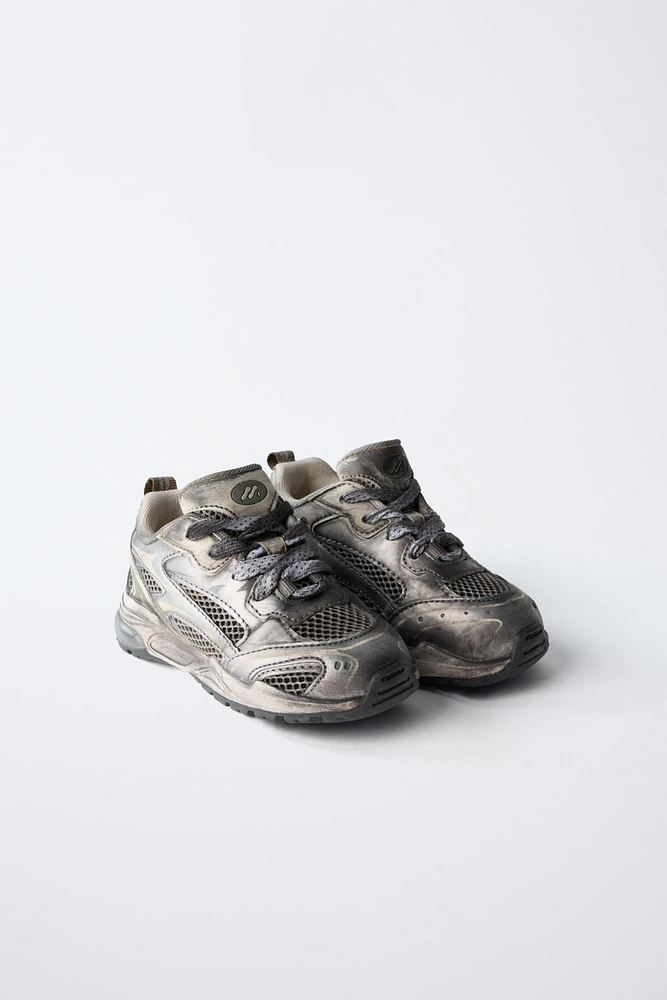 LOGO SNEAKERS