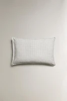 CHILDREN’S GINGHAM PILLOWCASE