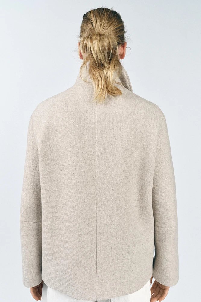 MANTEAU COURT AVEC LAINE COLLECTION ZW