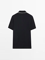 Polo en maille avec col coloré
