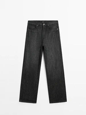 High-waist wide-leg jeans