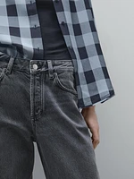 Mid-waist wide-leg jeans