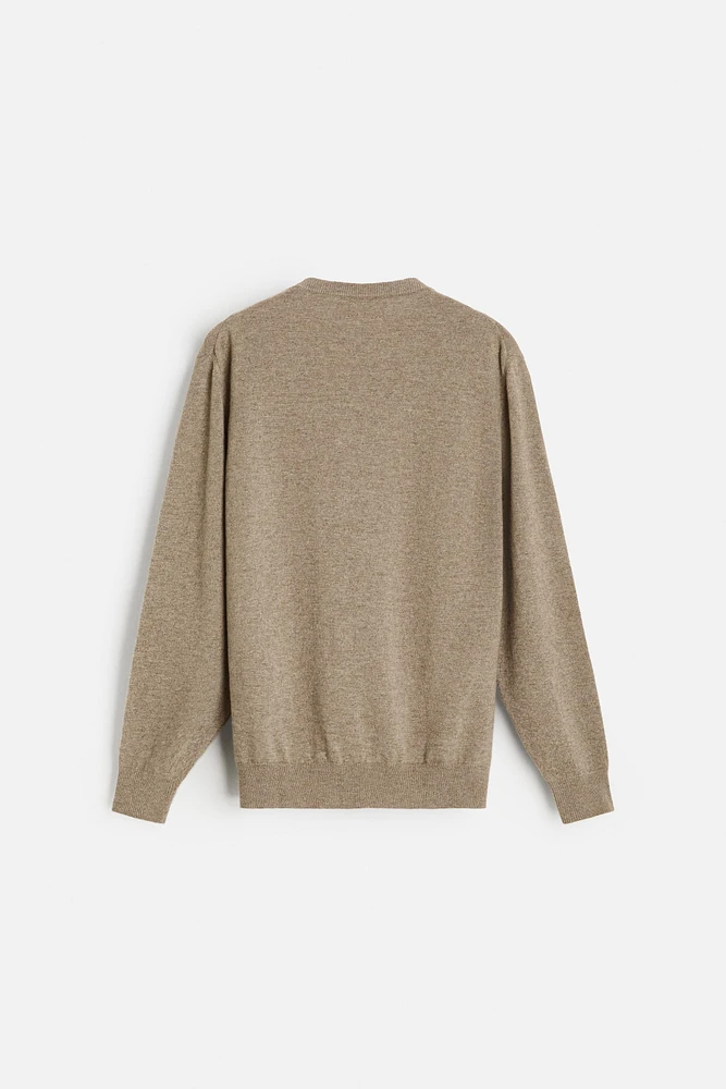 100% CASHMERE SWEATER